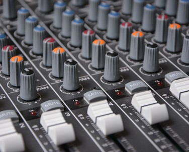 Процесс ручки потенциометра в основном включает в себя следующие шаги